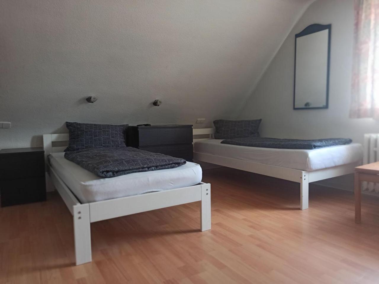 Monteurzimmer - 발드브론 외부 사진
